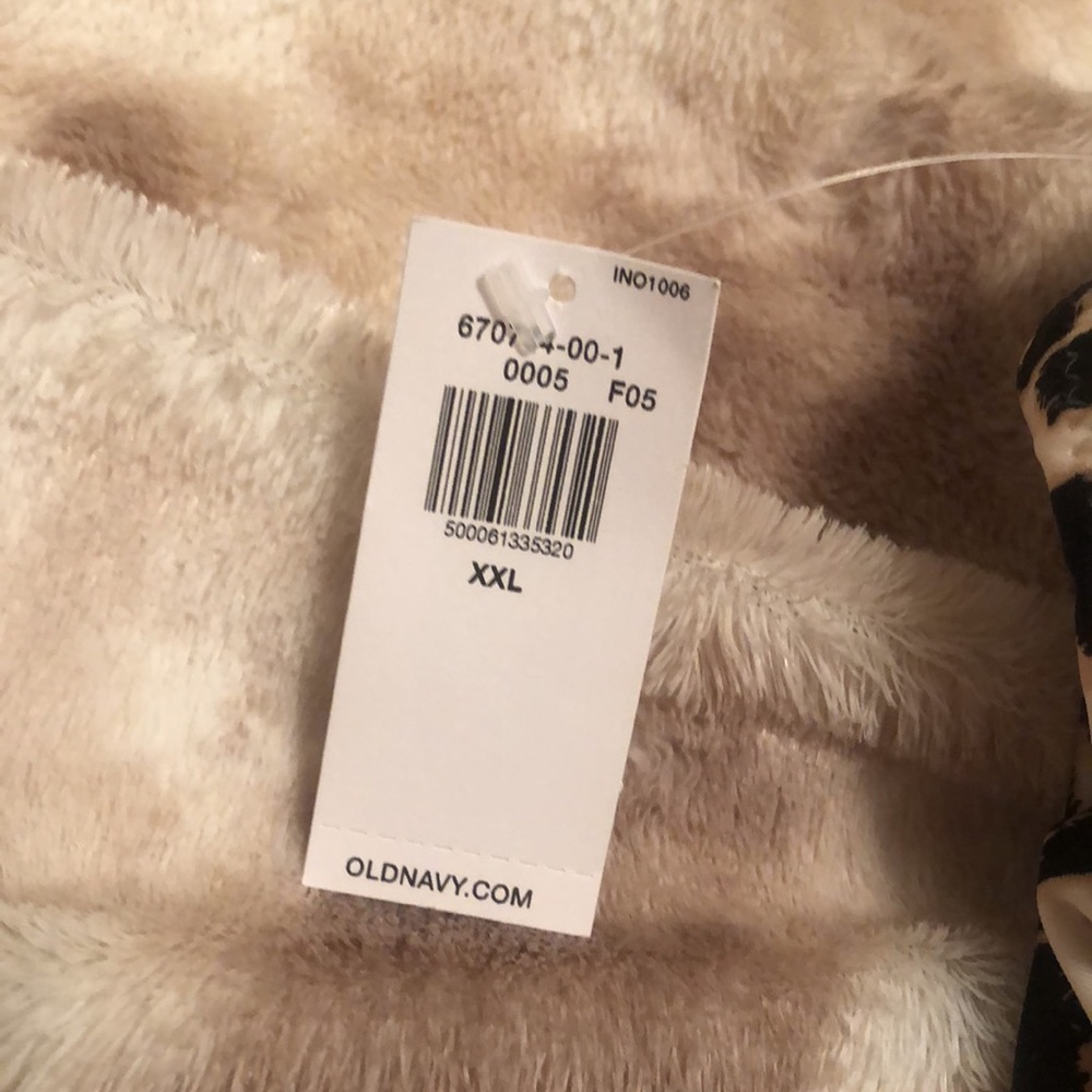 NWT Old Navy One Piece Swimsuit - Picture 8 of 8